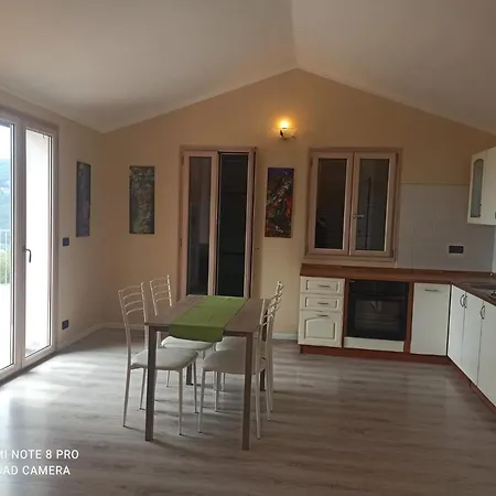 Lejlighed Casa In Villetta Indipendente Con Parcheggio