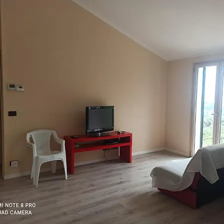 Casa In Villetta Indipendente Con Parcheggio